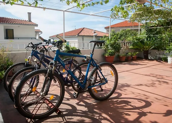 With Parking Space - 8817 Makarska