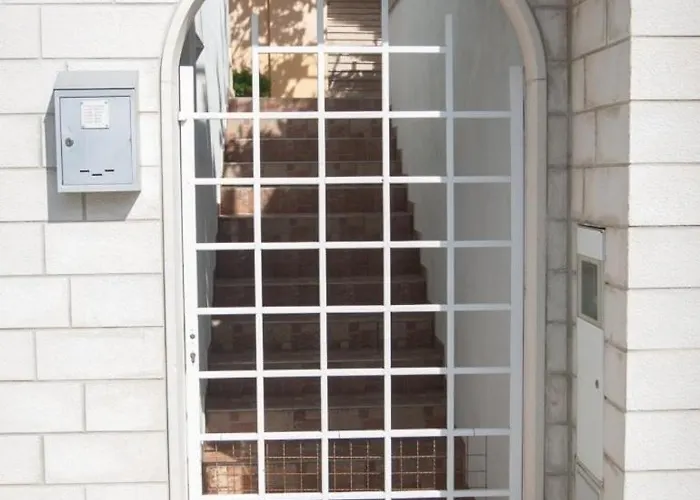 With Parking Space - 8817 Апартаменти